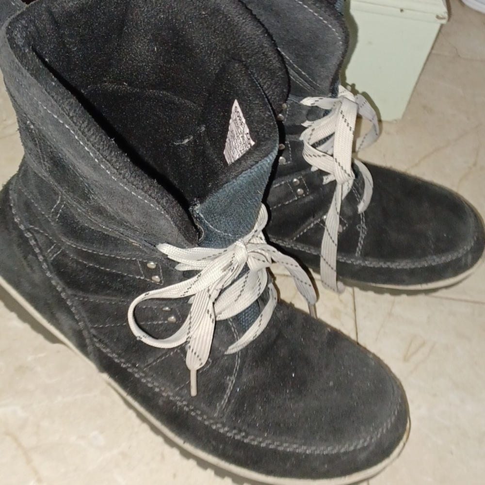 SOREL Meadow leather-trimmed suede snow boots 9.5